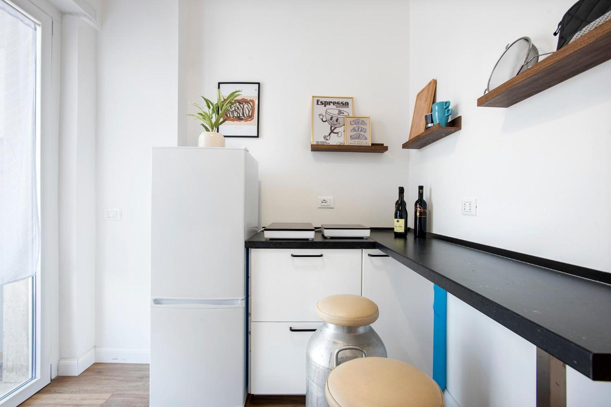 Appartamento Sunny New Renovated With Balcony Metro A