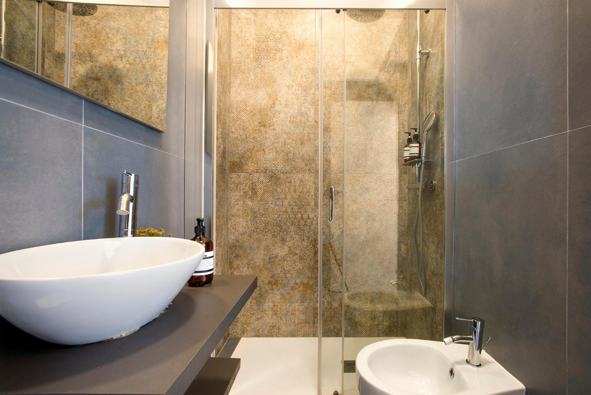 Appartamento Sunny New Renovated With Balcony Metro A *