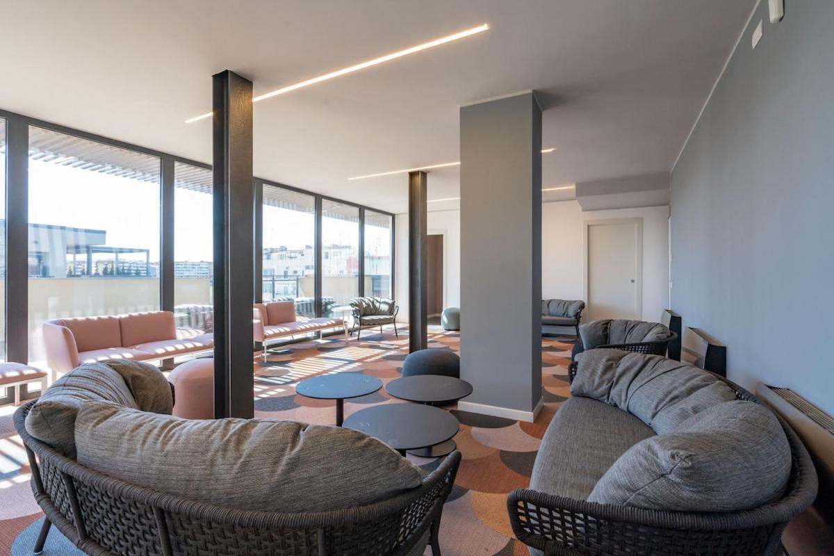 Aurealiving - Premium With Air Conditioning, Fast Wifi And Free Gym Appartamento