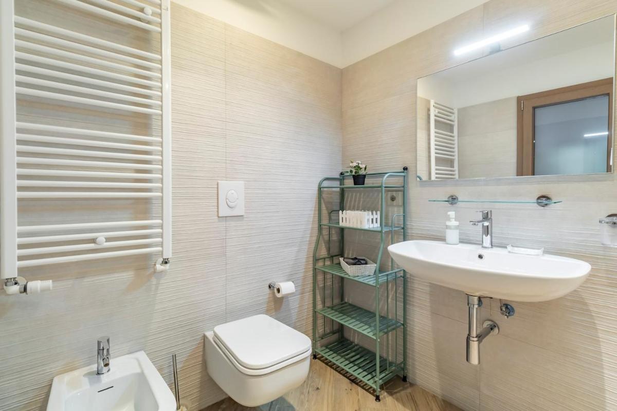 Aurealiving - Premium With Air Conditioning, Fast Wifi And Free Gym Appartamento *