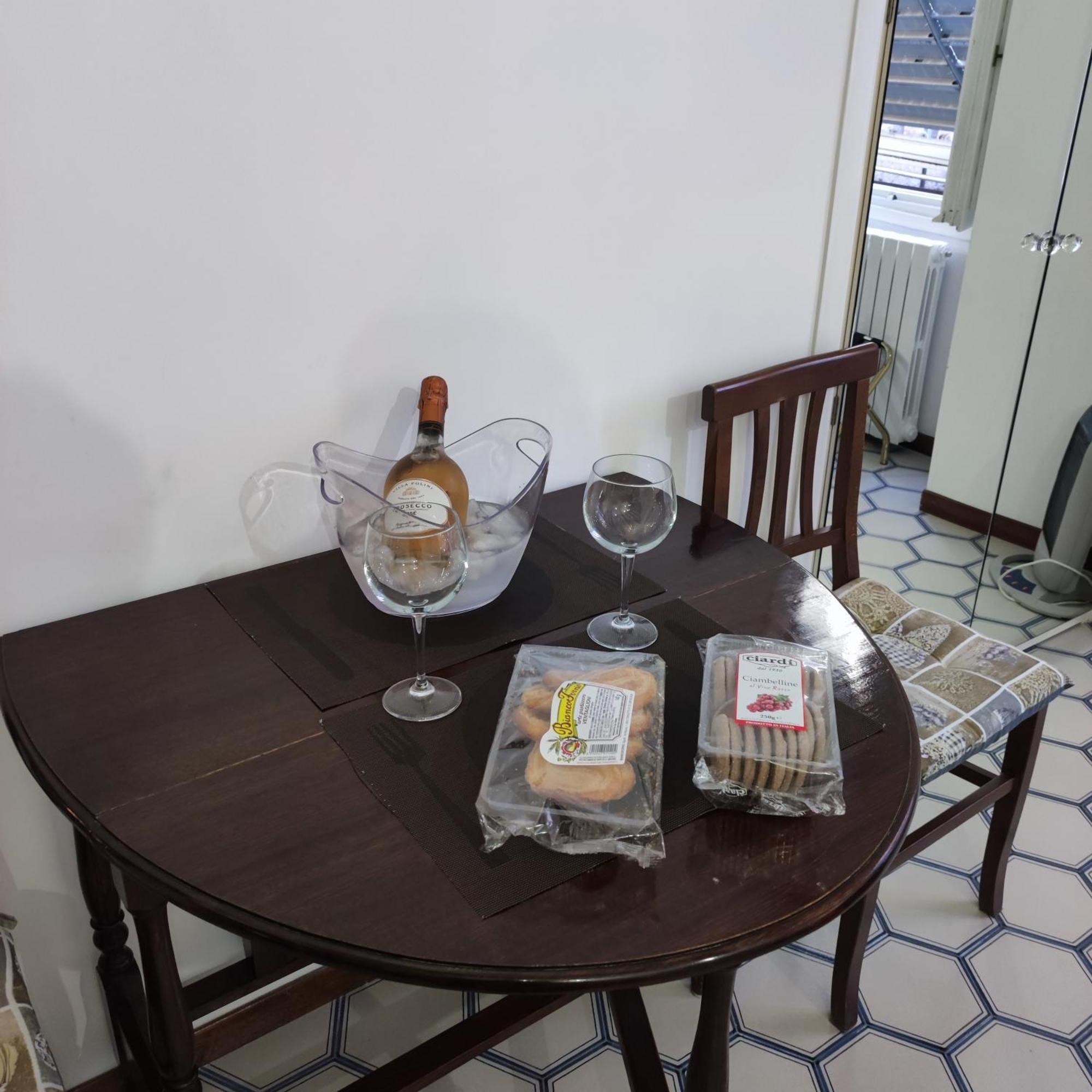 Casa Claudia ~ Rione Monti-colosseo Leilighet Roma