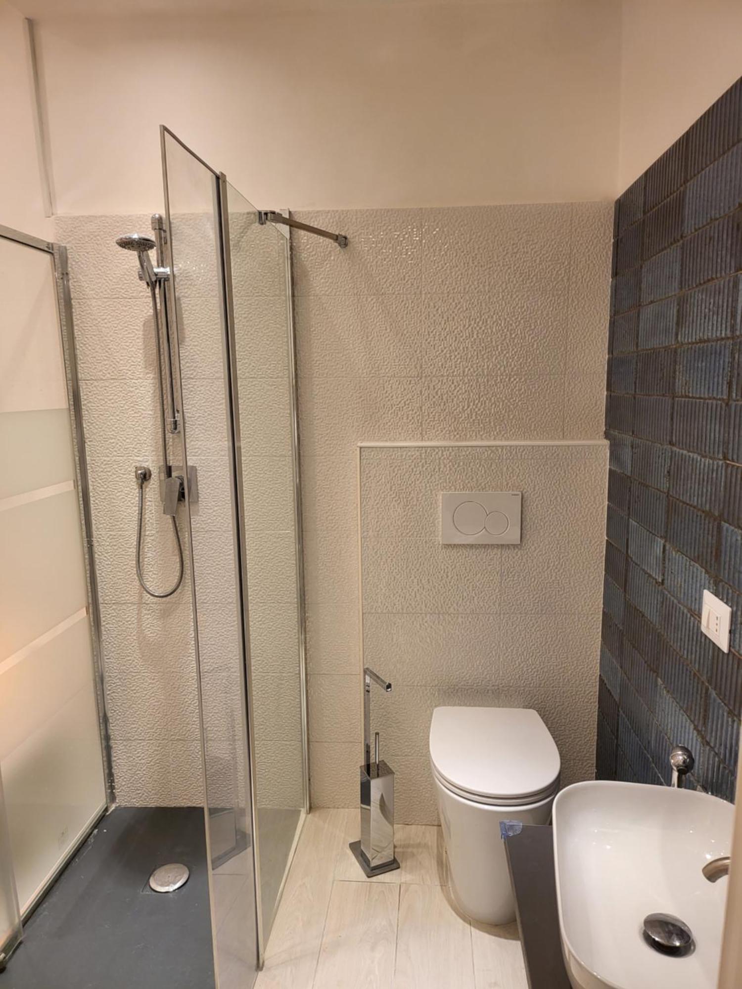 Vatican Tolemaide 2 2 Bagni Roma