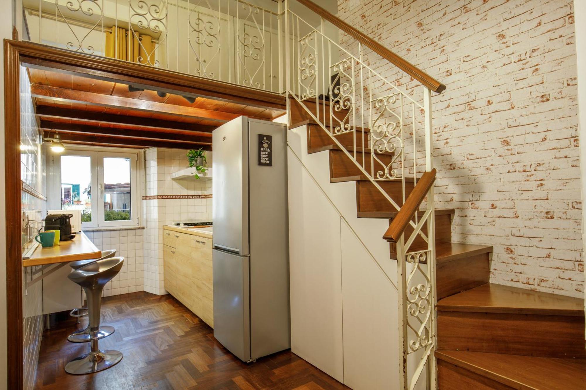 B5 Vatican Apartment