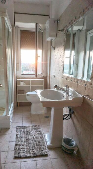Interno 20 La Casetta A Magliana Stazione * Rom