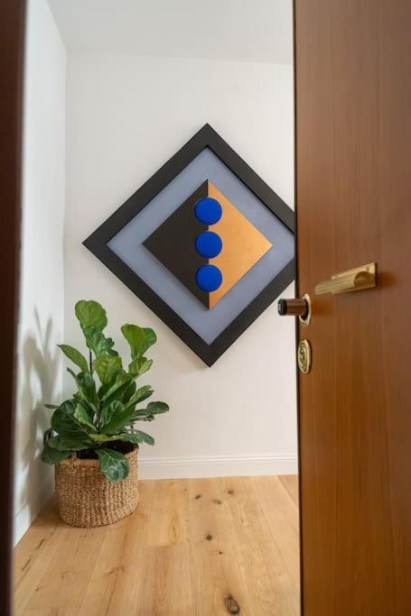Casa Mirabella Roma