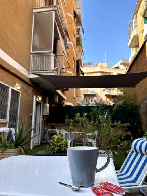 Candelor's House - & Garden In Gianicolense Apartment *