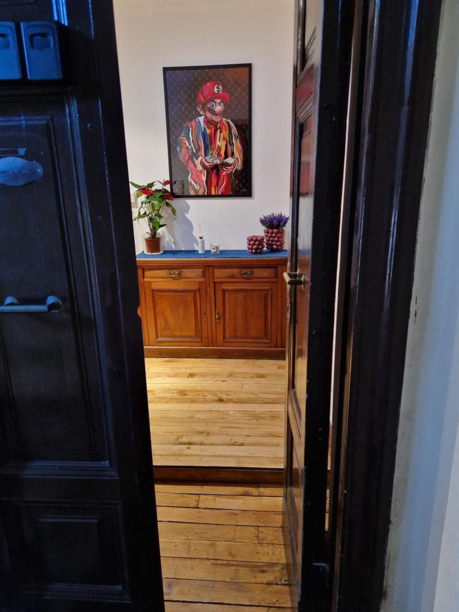 Pepe's Place - Carlo Alberto Rom