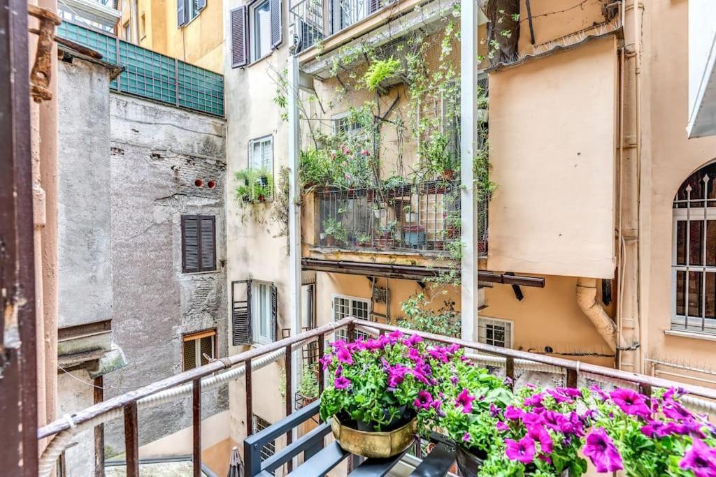 Vicolo Leopardo Trastevere * Roma