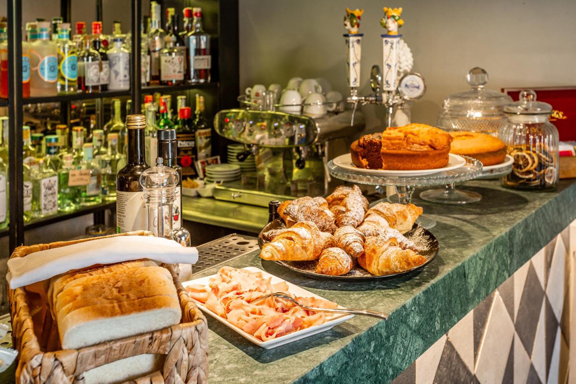 Hotel Parrasio 3*
