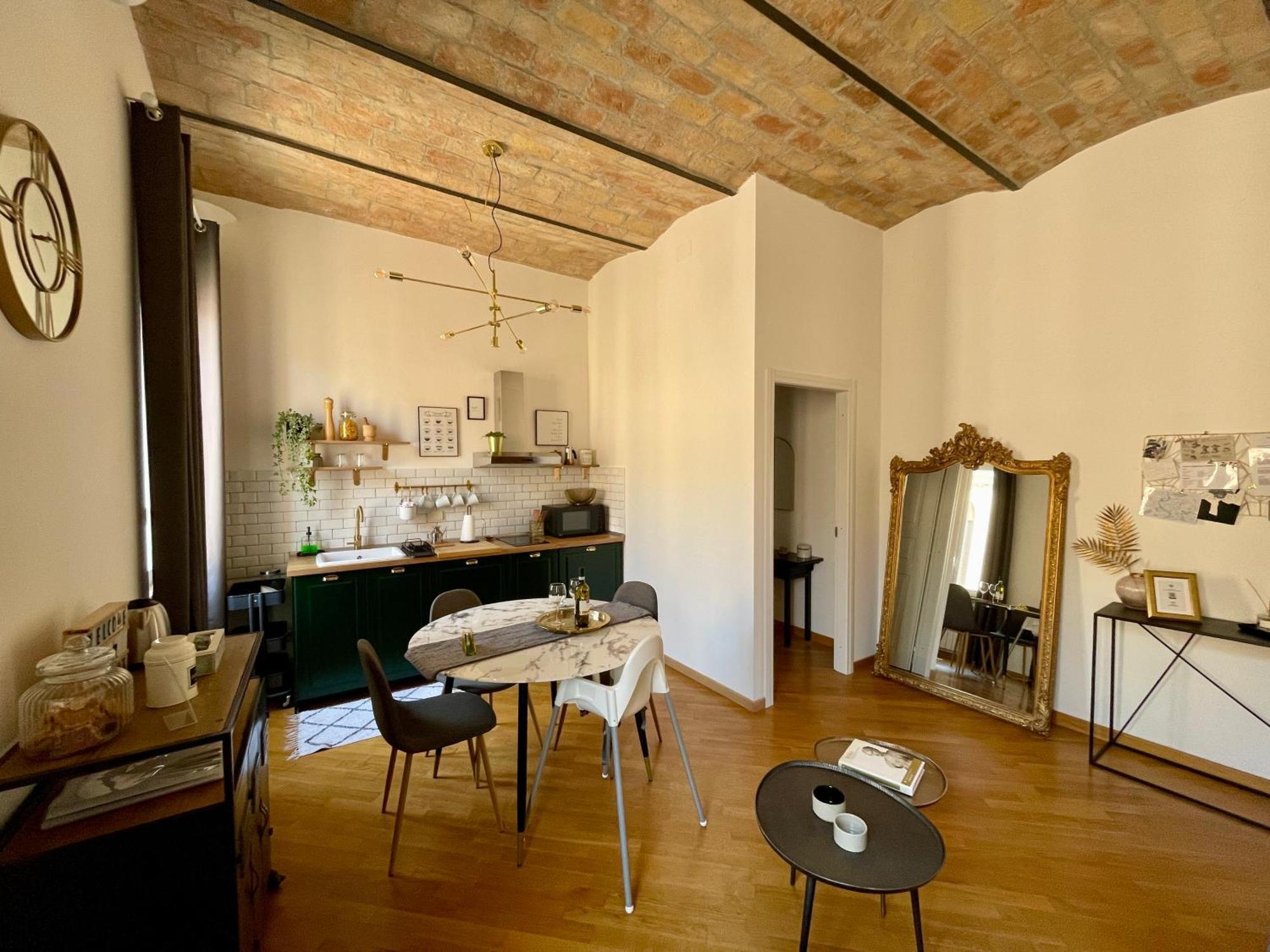 La Polveriera, Elegante E Luminoso Vicino Al Colosseo Apartamento *