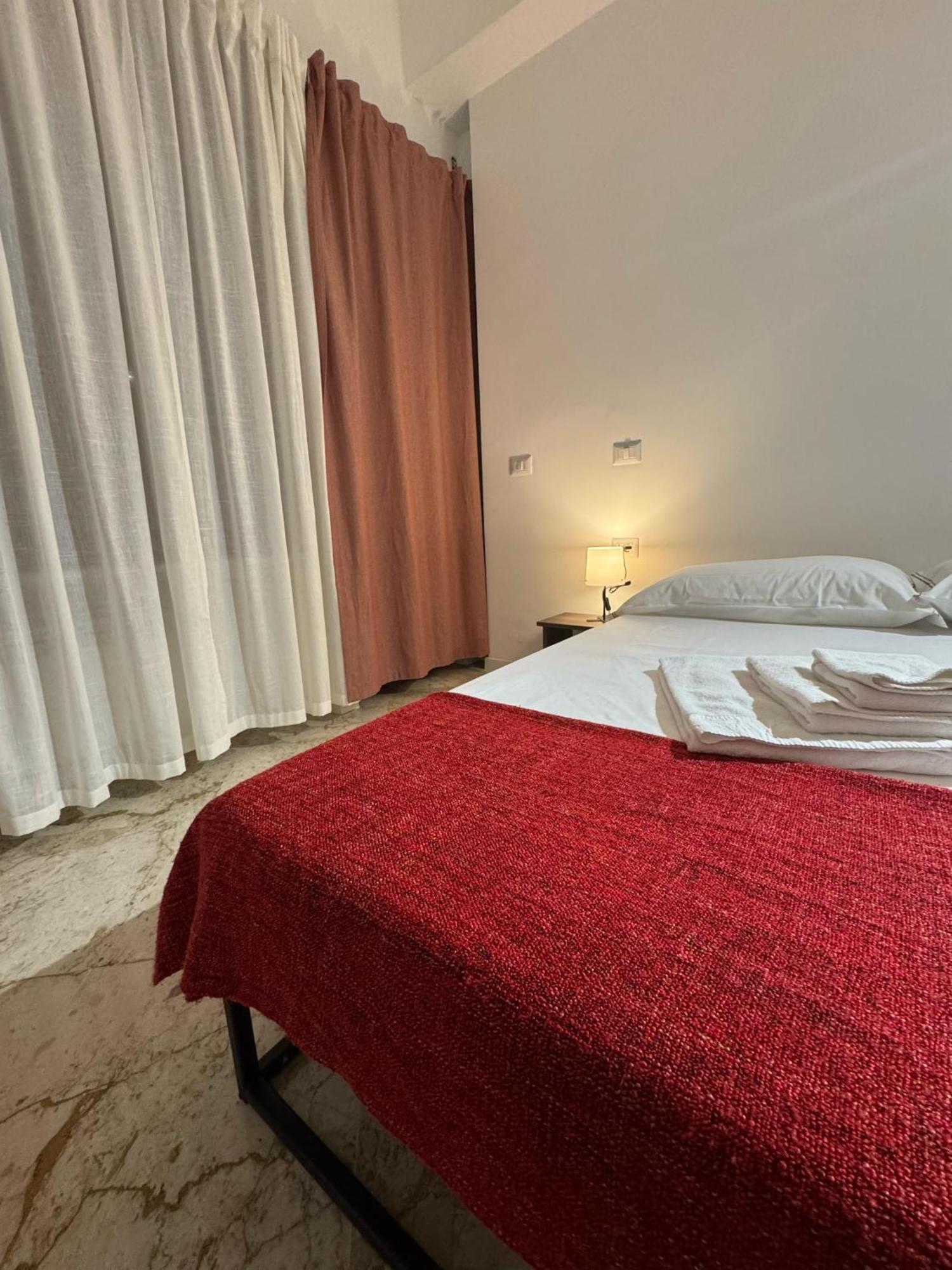 Residenza Piramide Affittacamere Roma