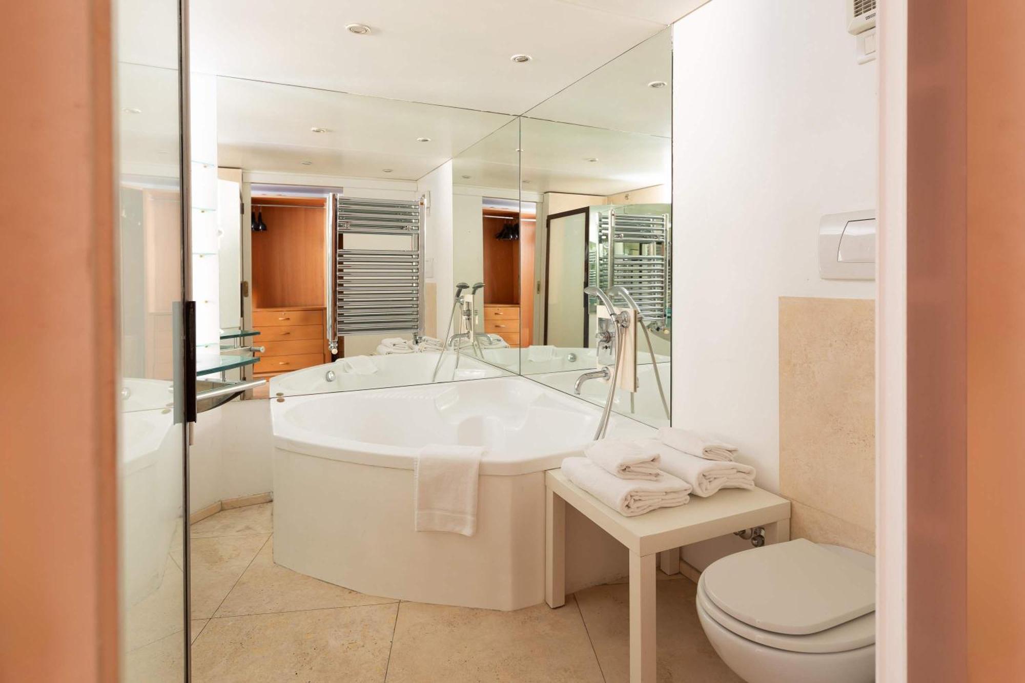Navona Stylish - Up To 5 People Roma