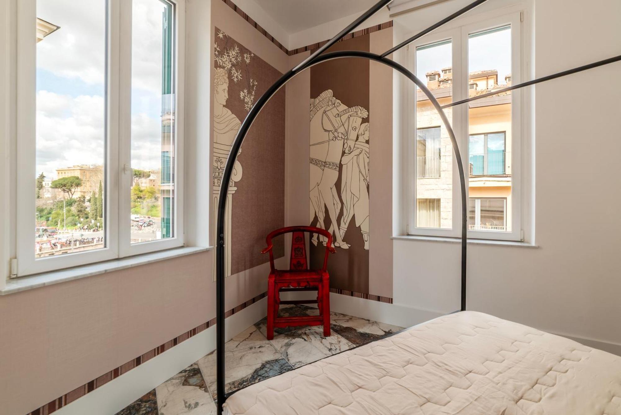 Appartamento Alma At Colosseum Luxury Overlooking Colosseo Roma
