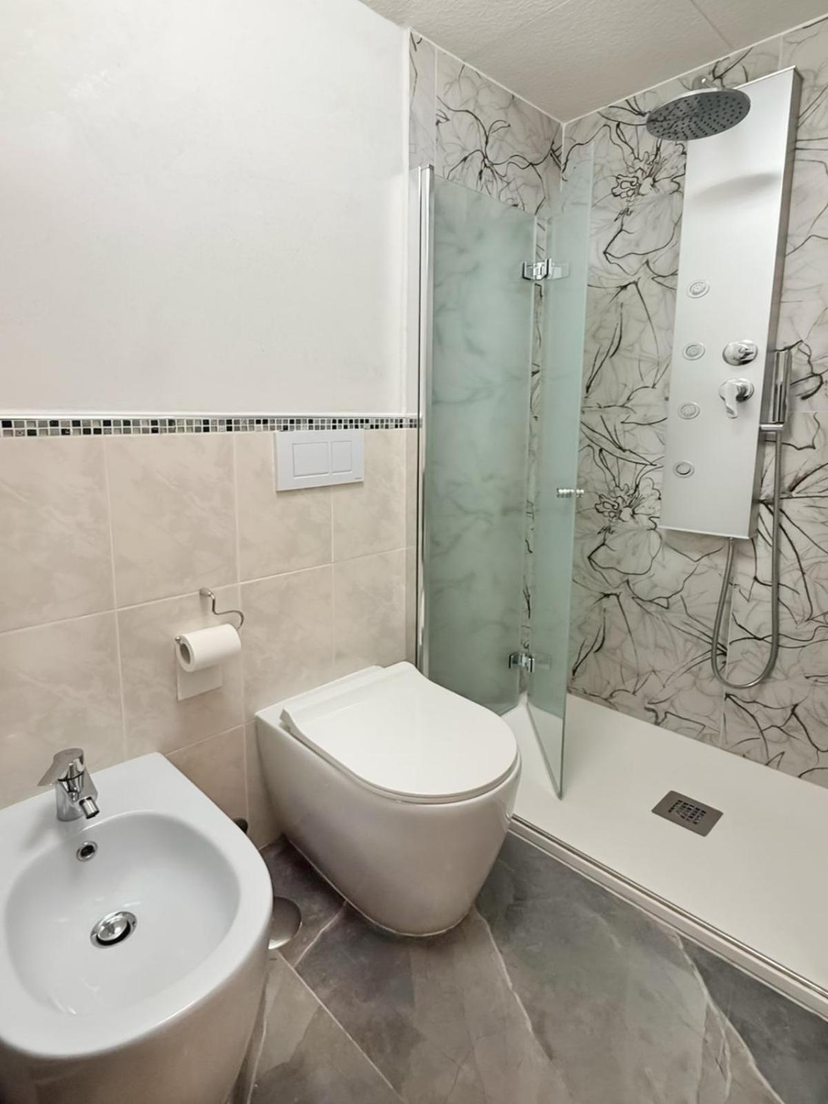 Apartamento Domus Chiara Al Colosseo