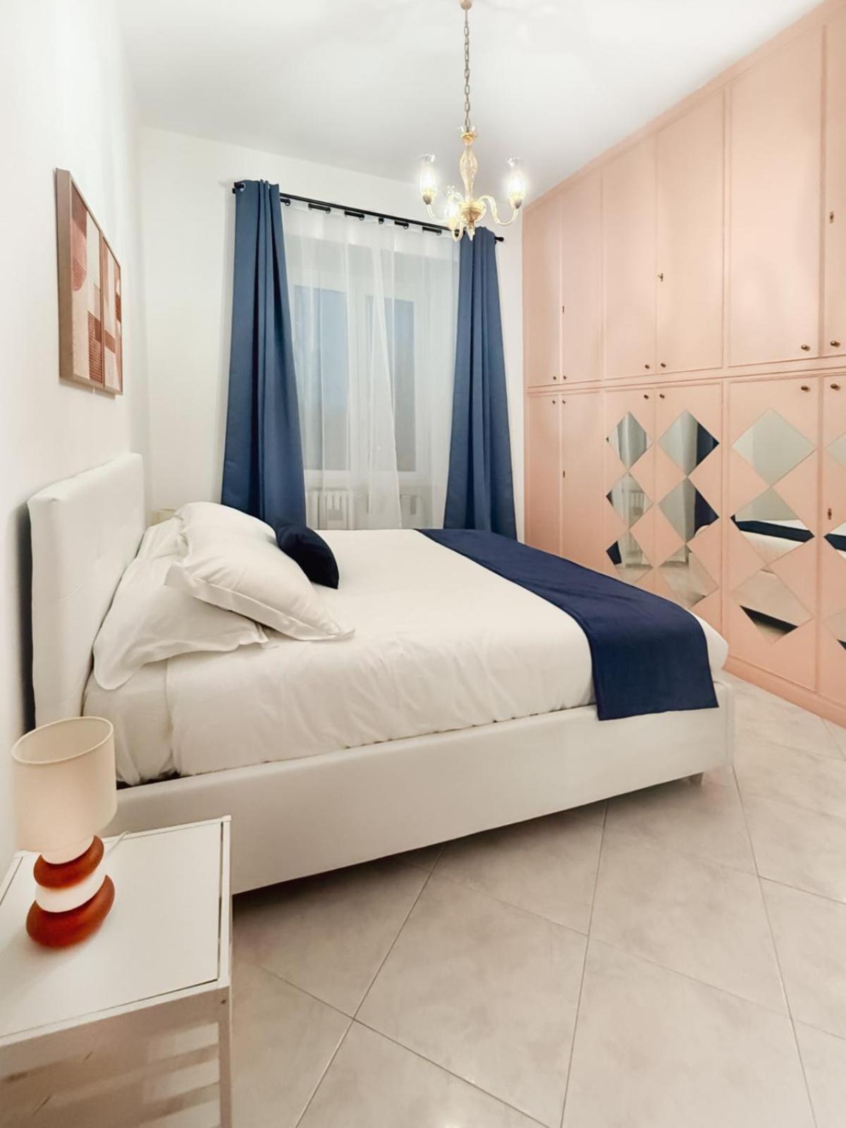 Domus Chiara Al Colosseo Apartamento *