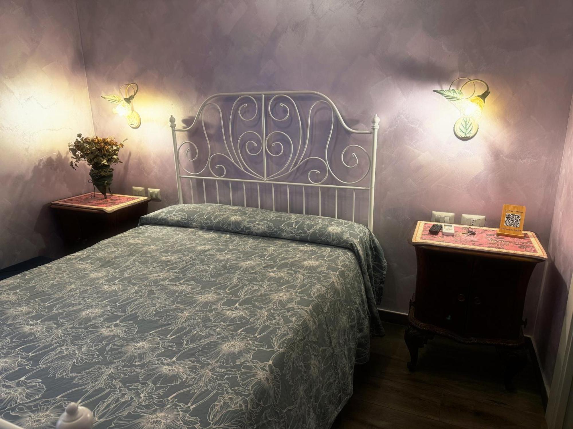 Iris Bed and breakfast