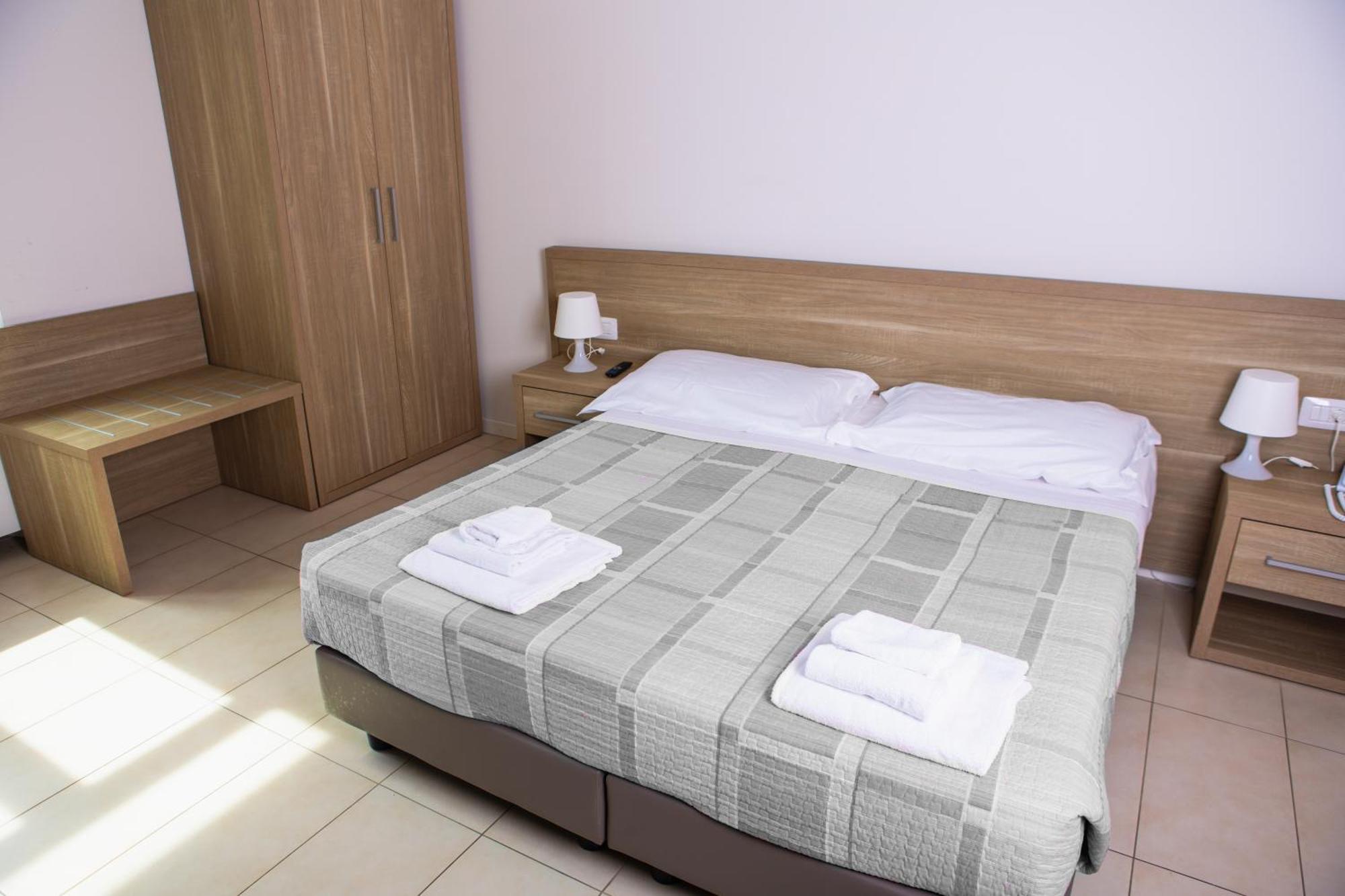 San Luigi - Residenza Gemelli Gjestgiverier 3*