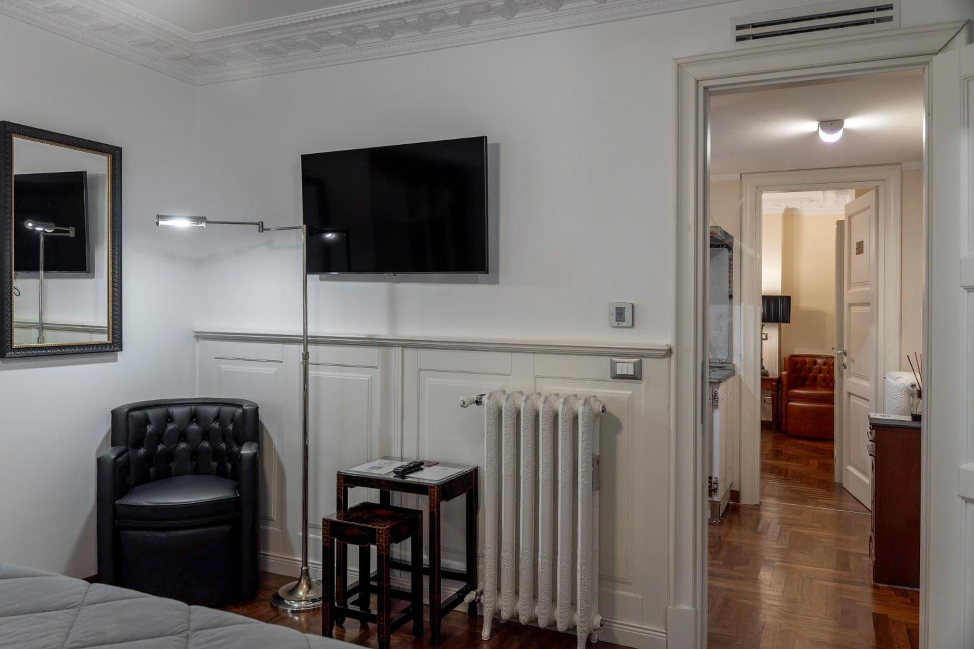 Regal House Capucci 6 * Roma