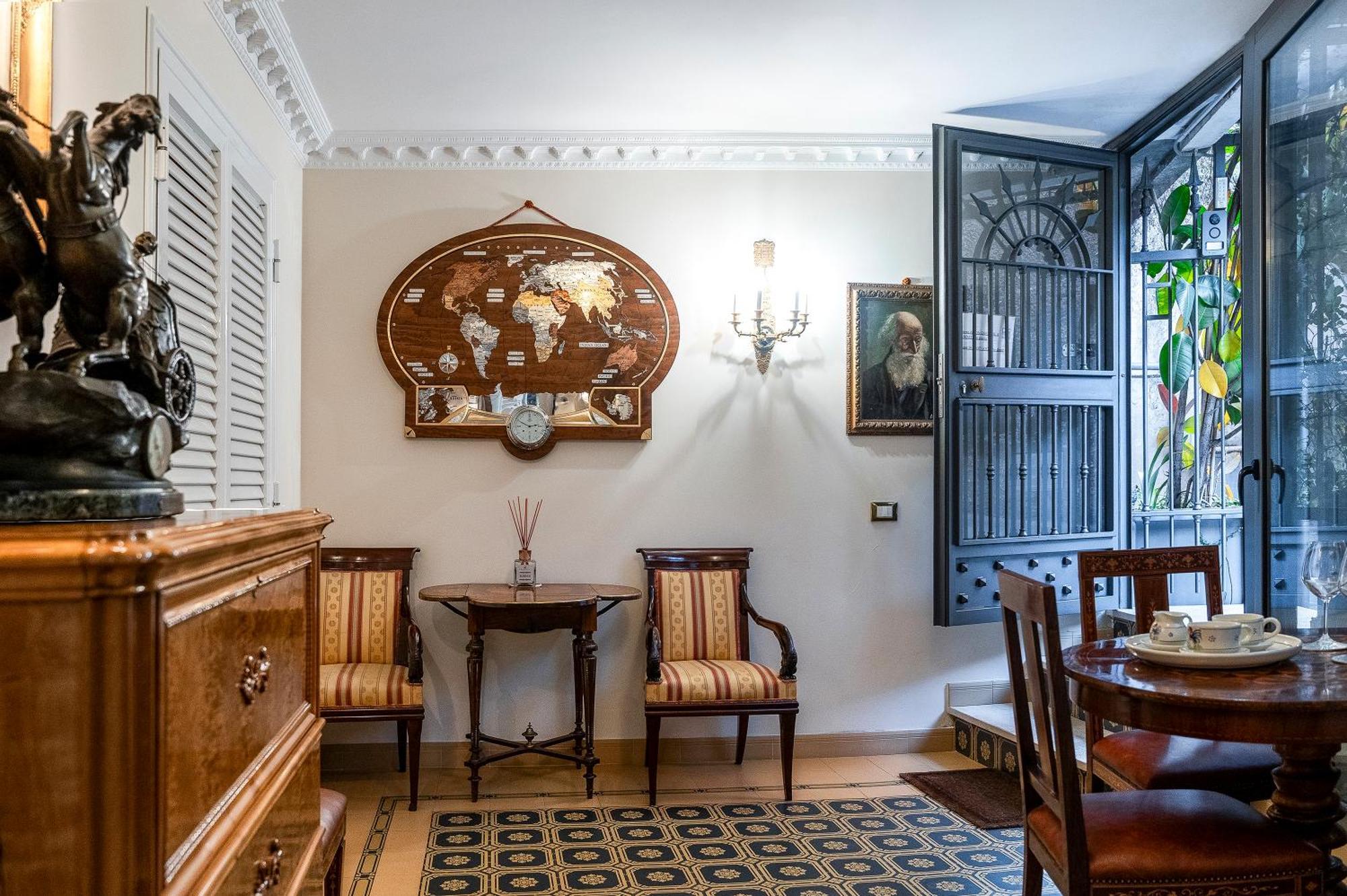 Affittacamere Regal House Capucci 6