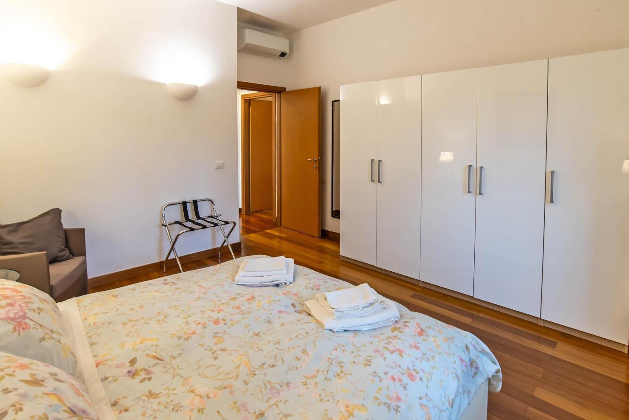 Viale Tirreno - Con Patio Apartamento Roma