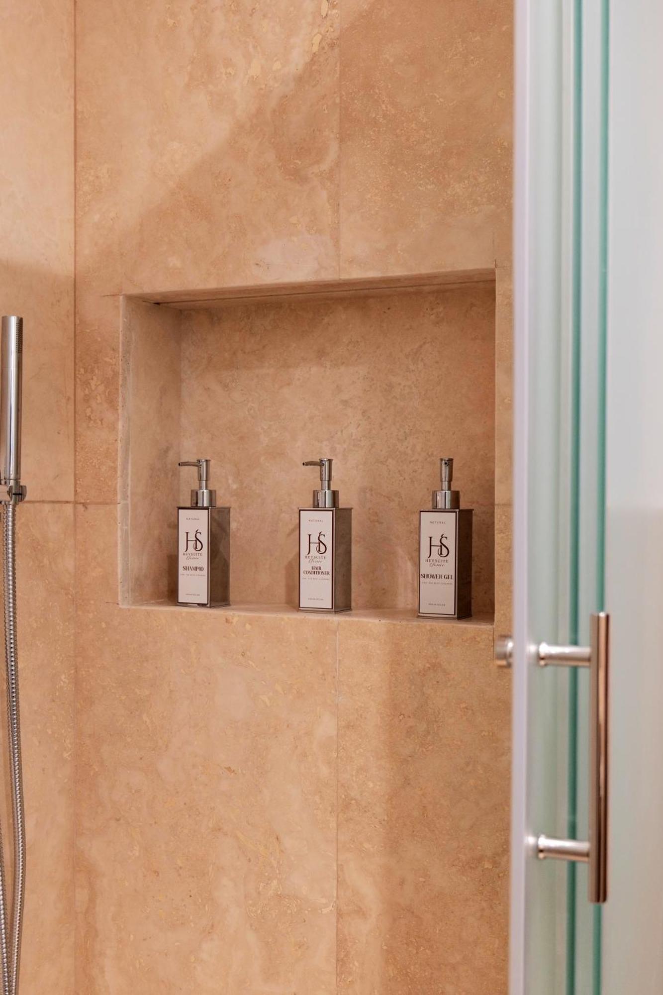 Heysuite Classic - Luxury House - Navona