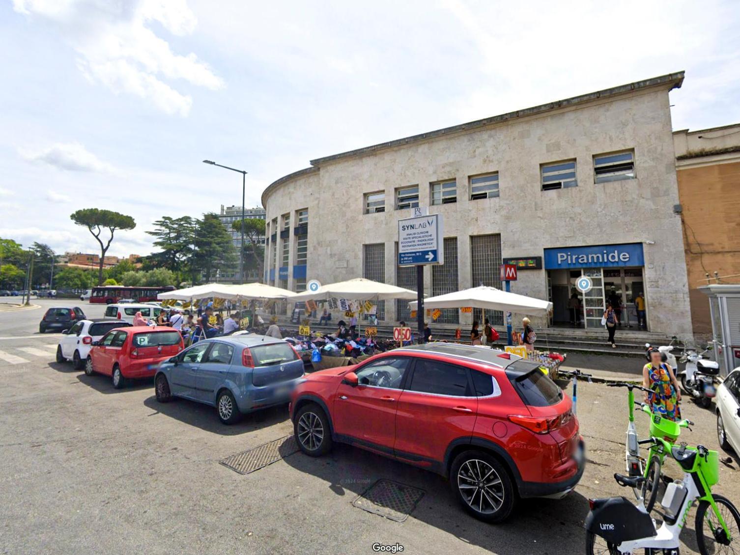 Leilighet Piramide - 20min Walking From Colosseum - 1min From Metro Station - Valente Italian Roma