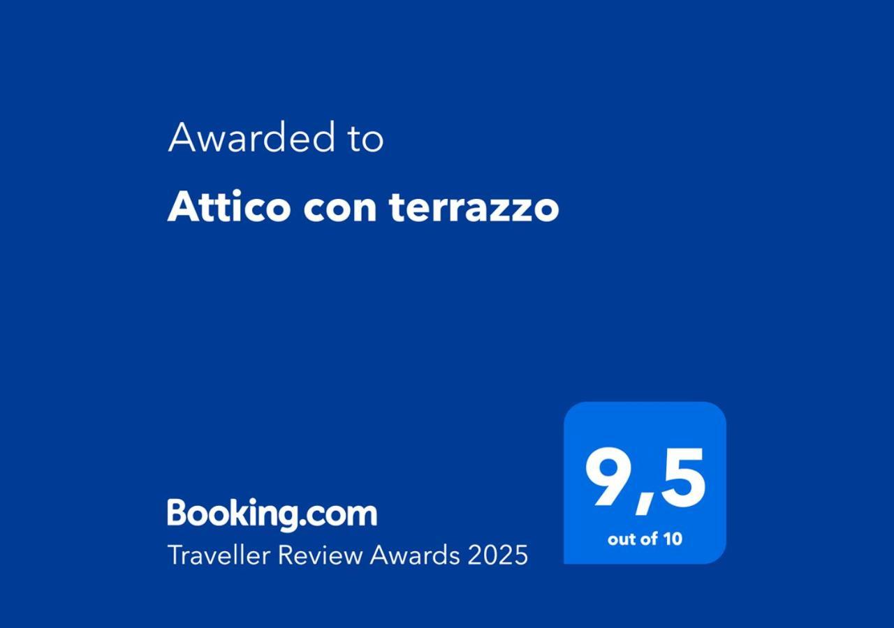 Attico Con Terrazzo Roma