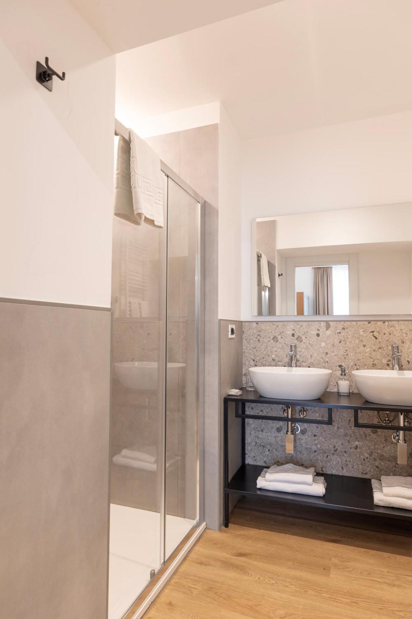 Tiburtina 86 Luxury Gjestgiverier Roma