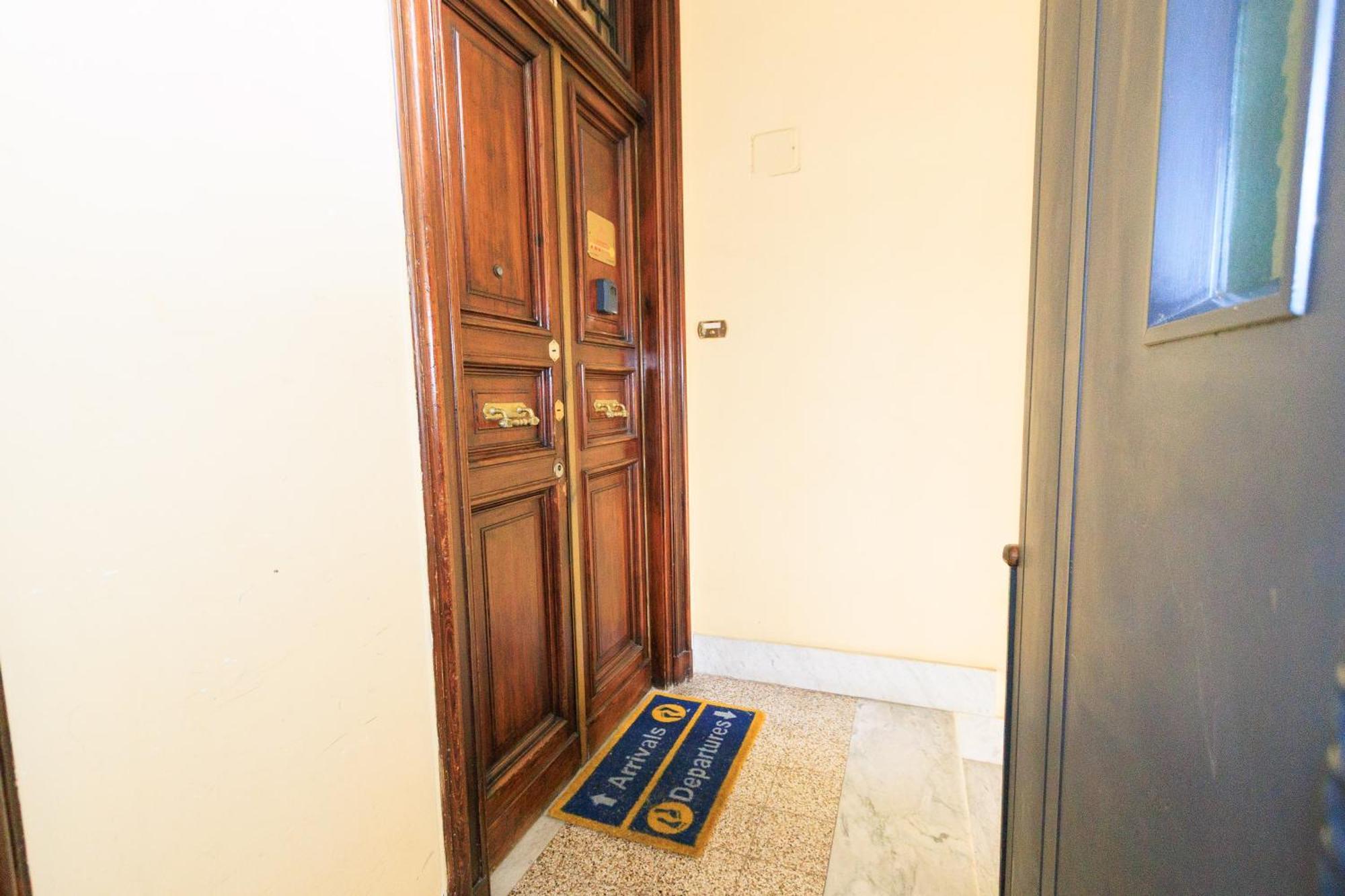 Apartamento Vespasiano 49 *