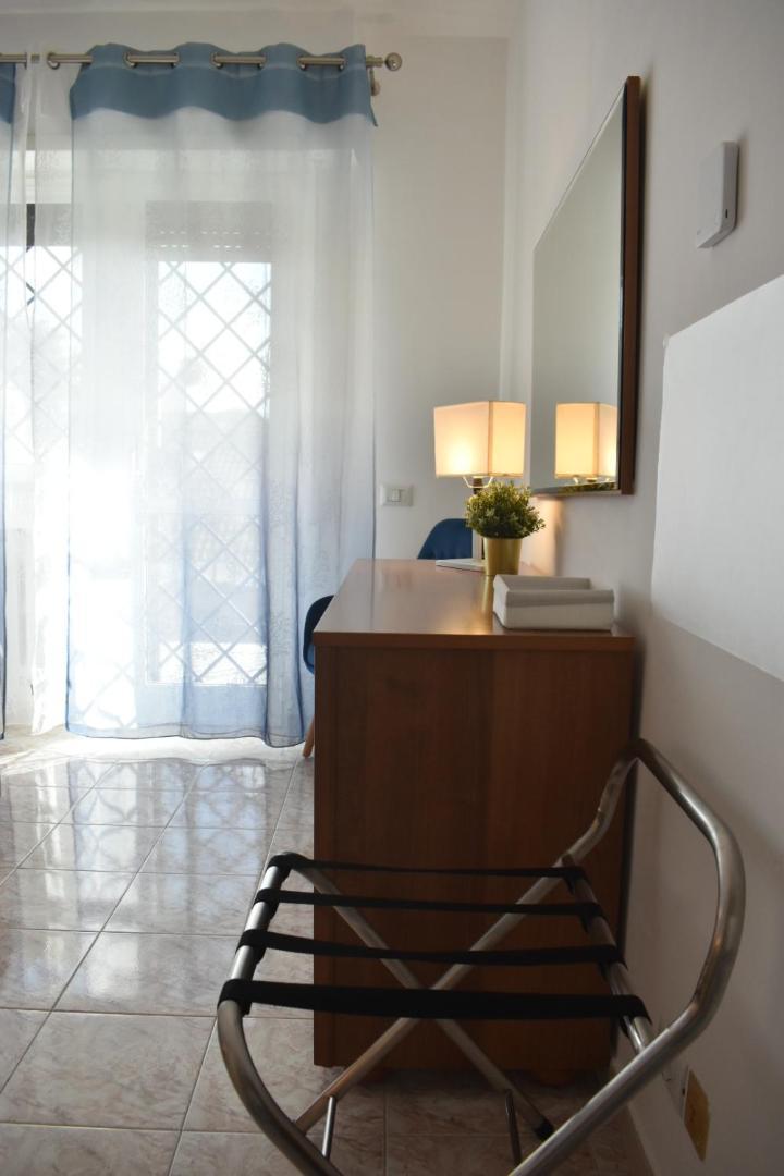 La Casa Di Mimmo Con Parcheggio Privato Incluso * Roma