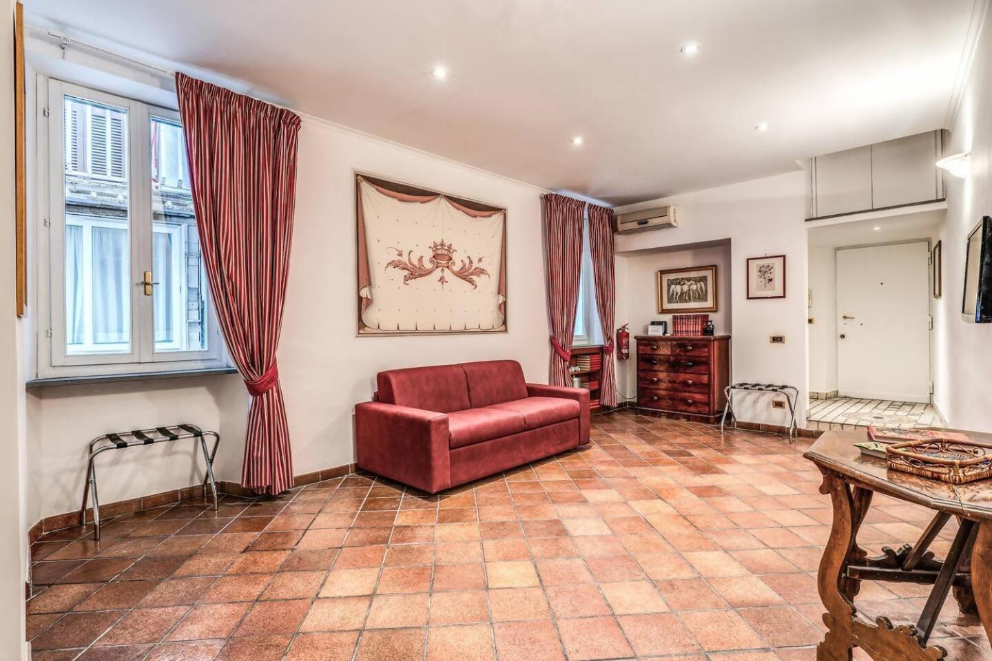 Cozy Flat In Trevi Fountain