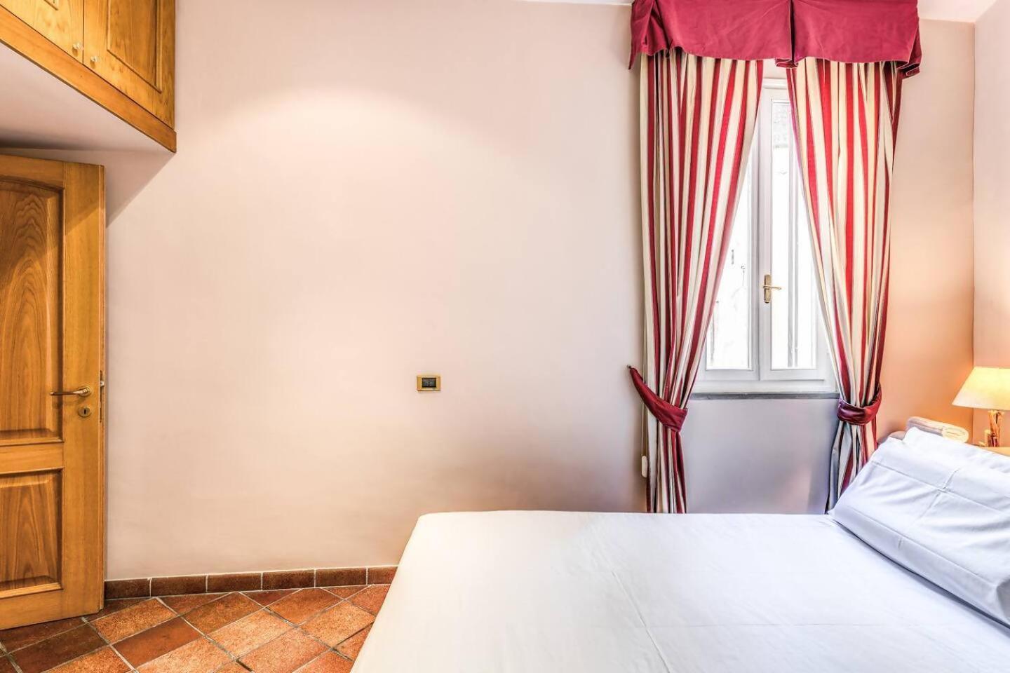 Cozy Flat In Trevi Fountain