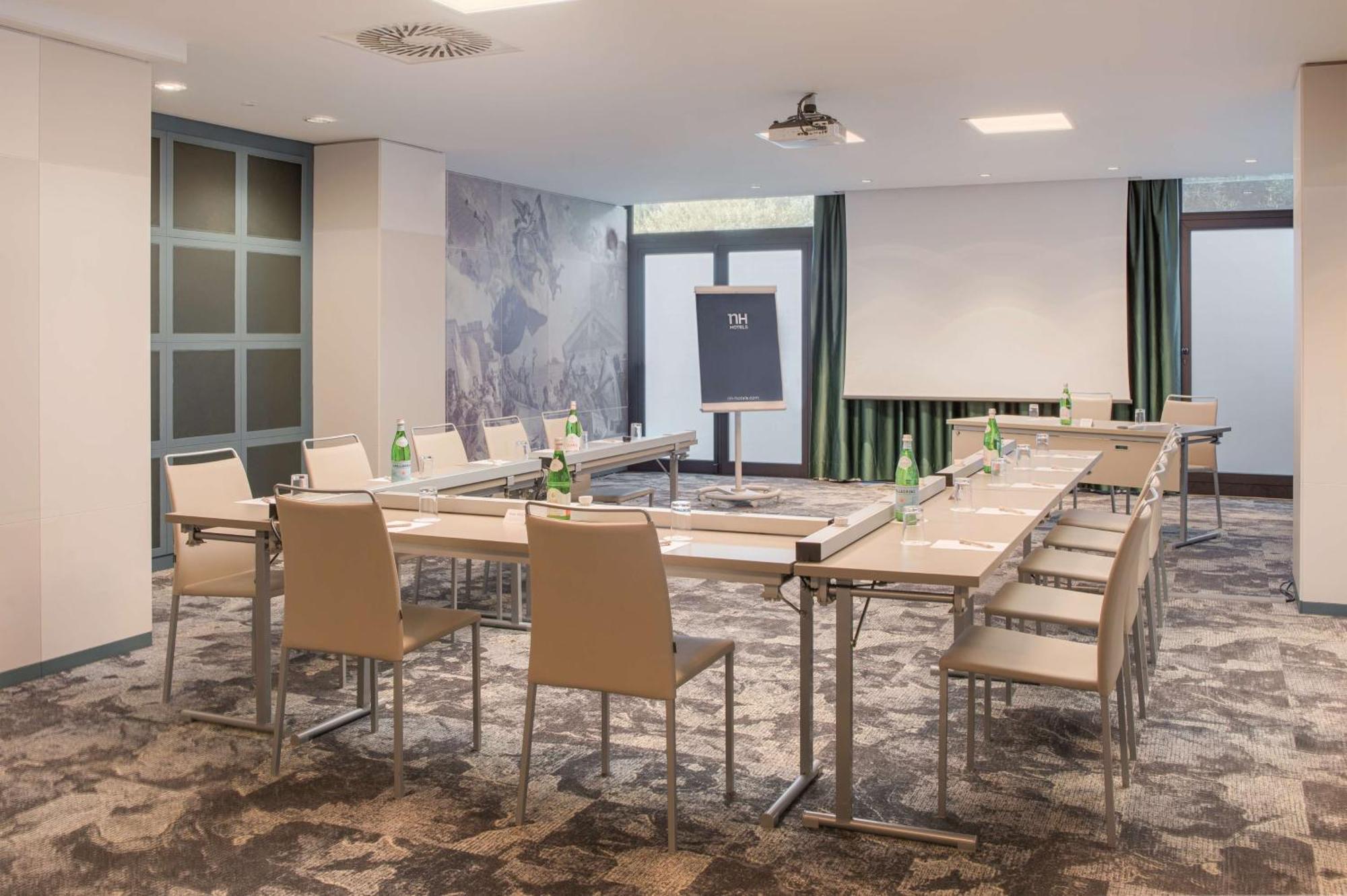 Hotel Nh Carpegna