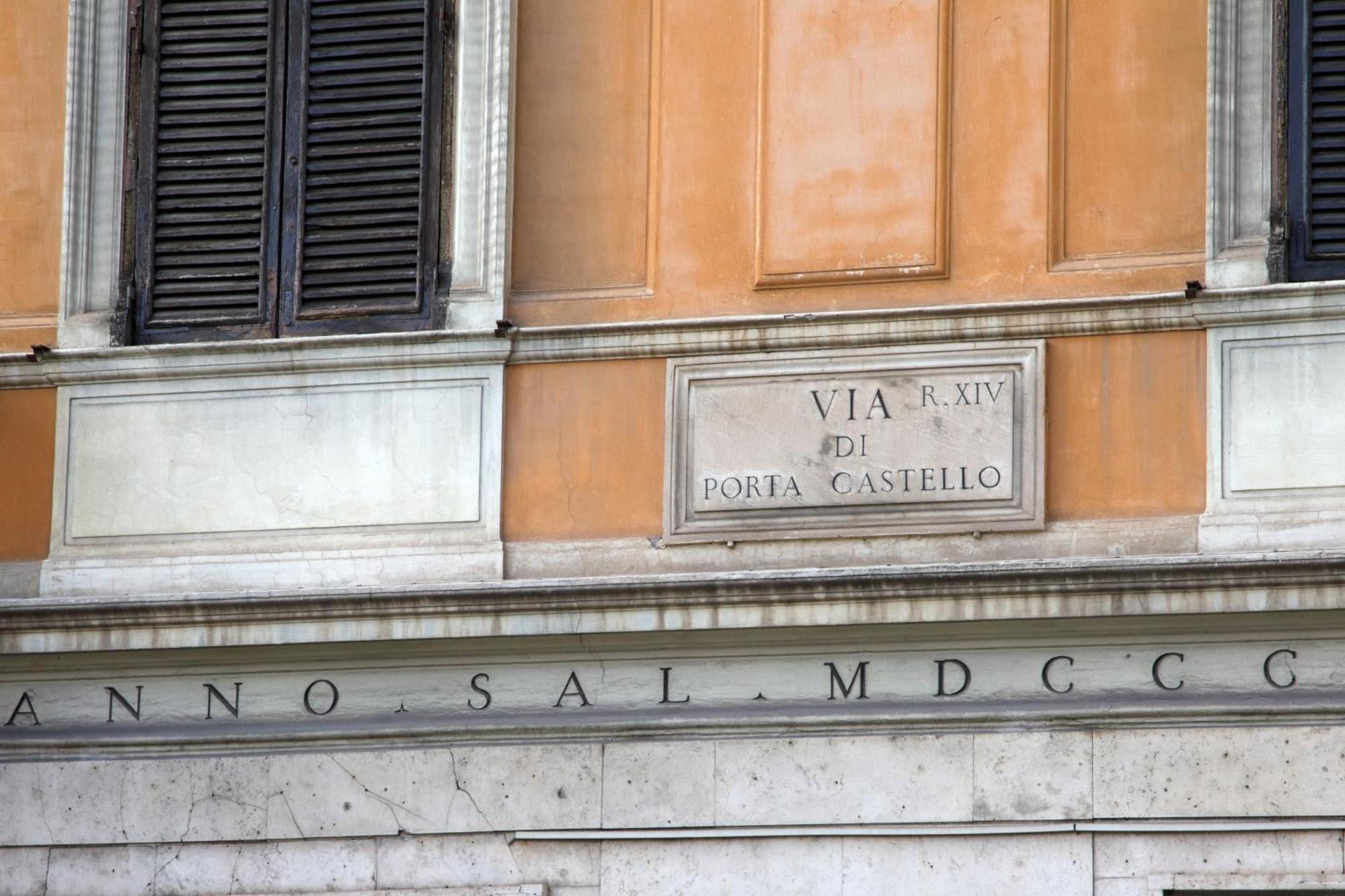 Porta Castello Charme * Roma