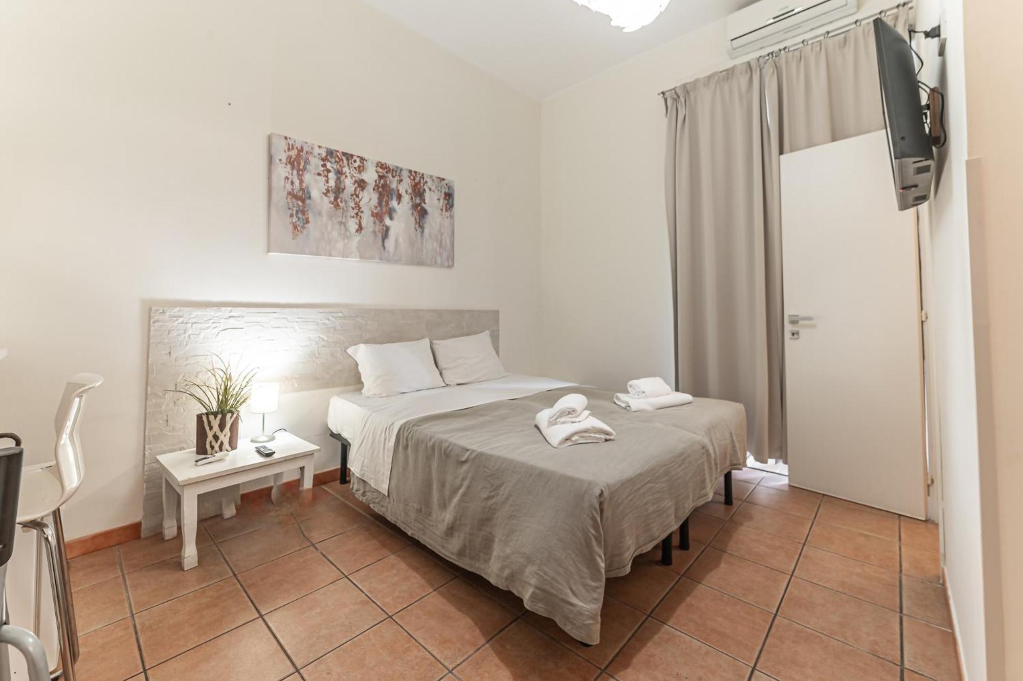 Cristel Cozy - Termini Train Station Bed & Breakfast Roma