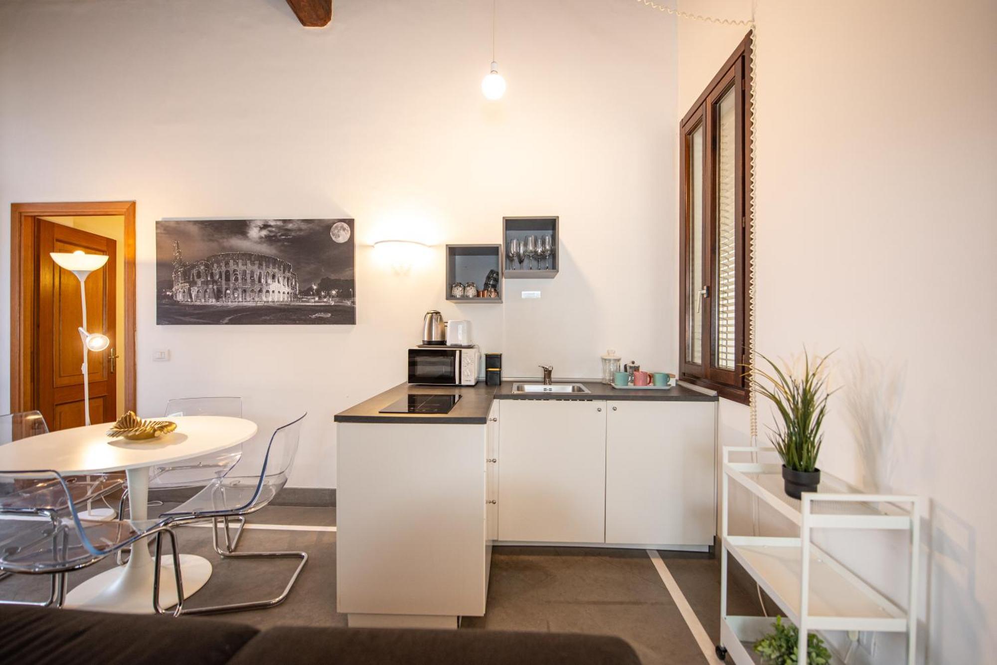 Domitia Spagna Apartment *