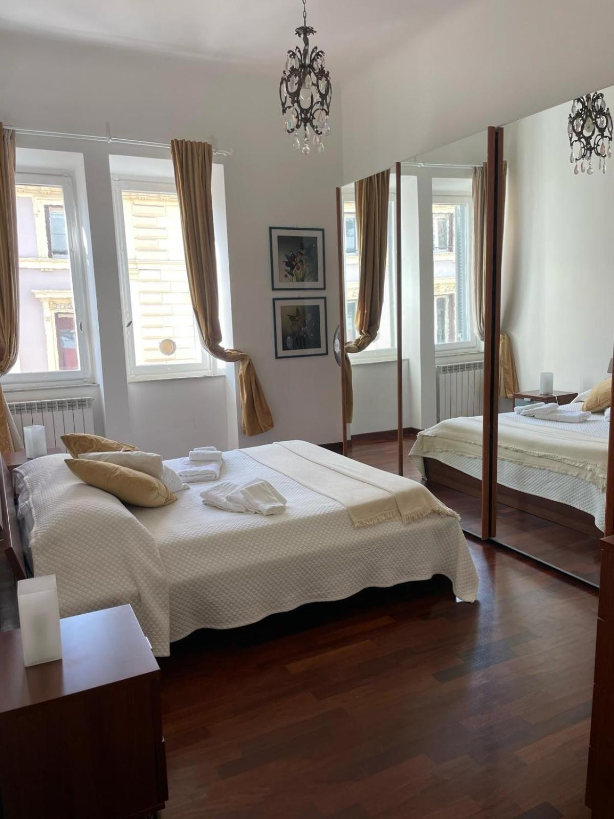 In Centro Storico Vicino La Stazione Termini Apartamento