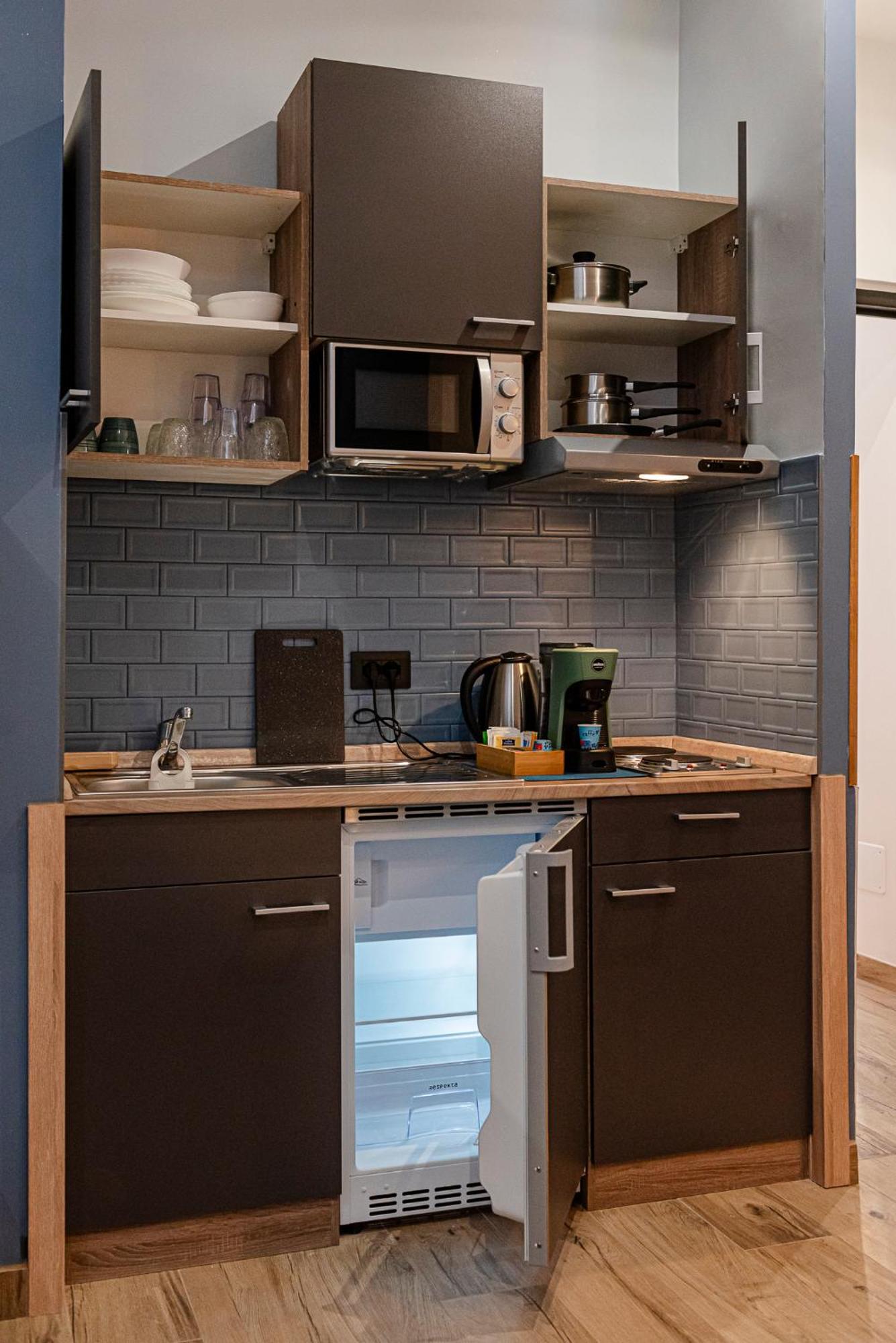 Helle Hus - 200m From Piazza Bologna Metro And 10 Minutes From The Colosseum *