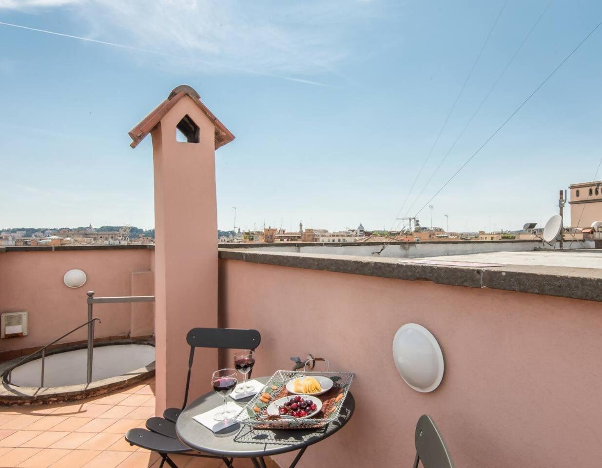 Trevi Luxury With Terrace Leilighet *