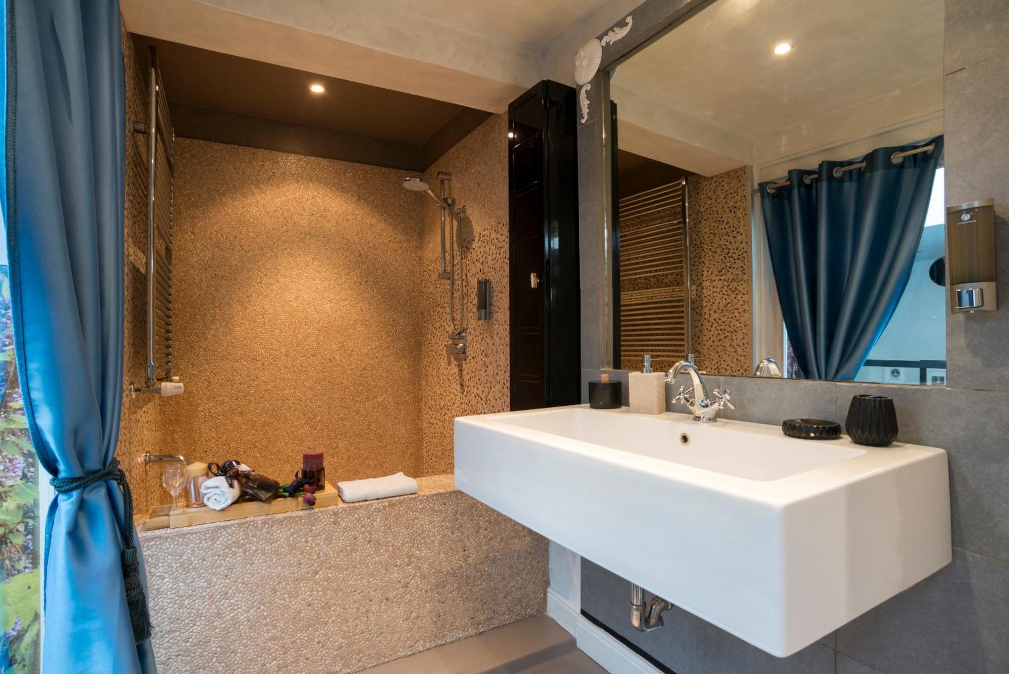 Luxury Piazza Di Spagna Escape With Private Apartment Rom