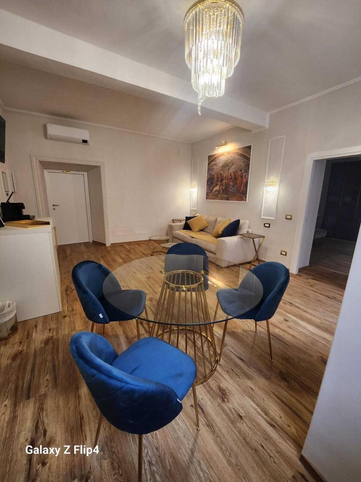 Affittacamere Golden Palace Luxury *