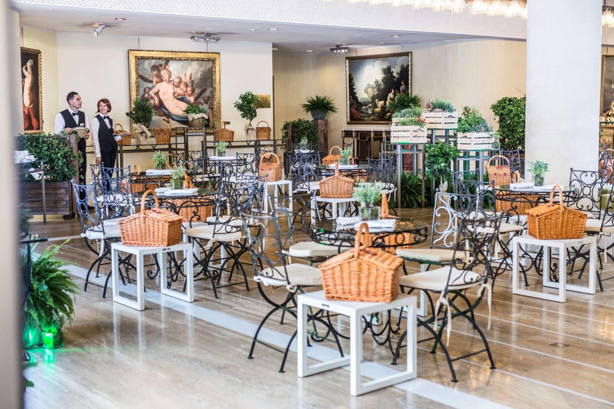Resort Cavalieri, A Waldorf Astoria