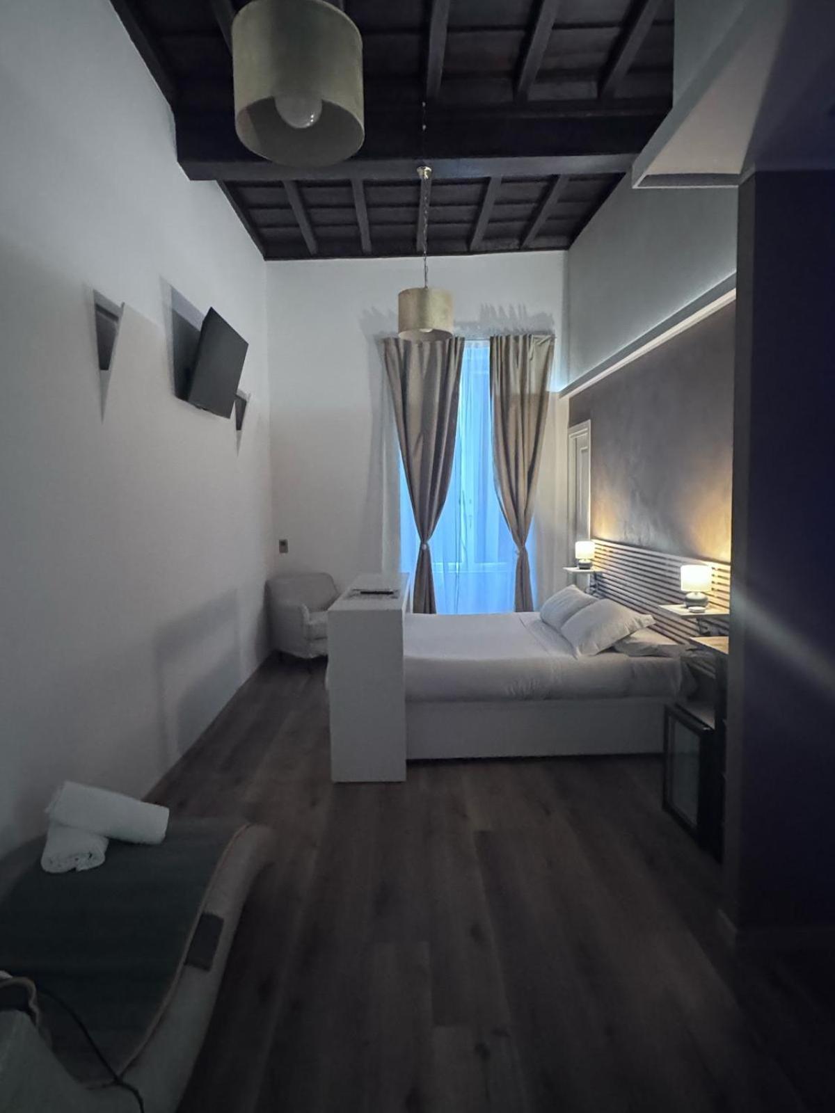 Irooms Pantheon