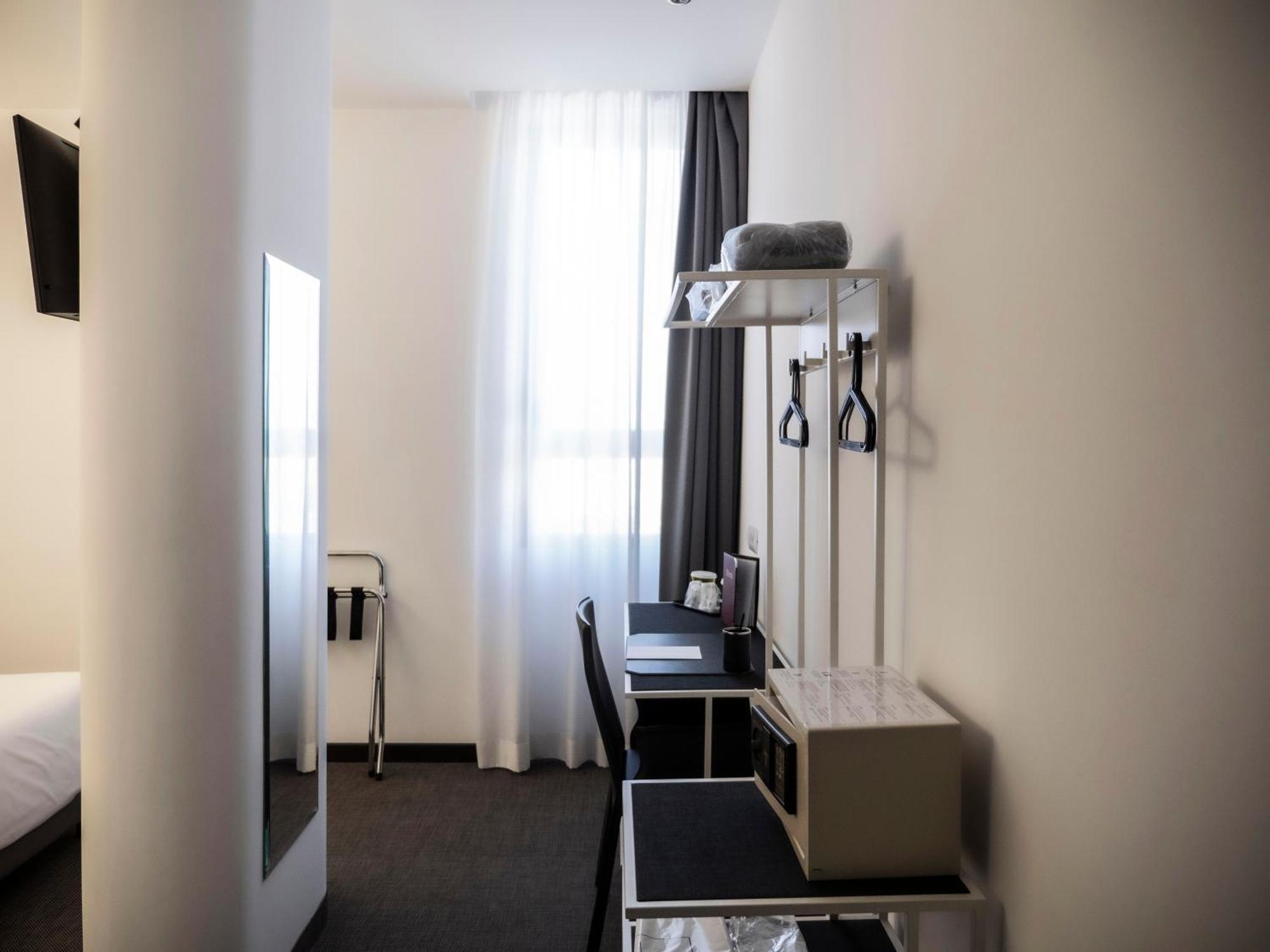 Hotel Loto Business Rome