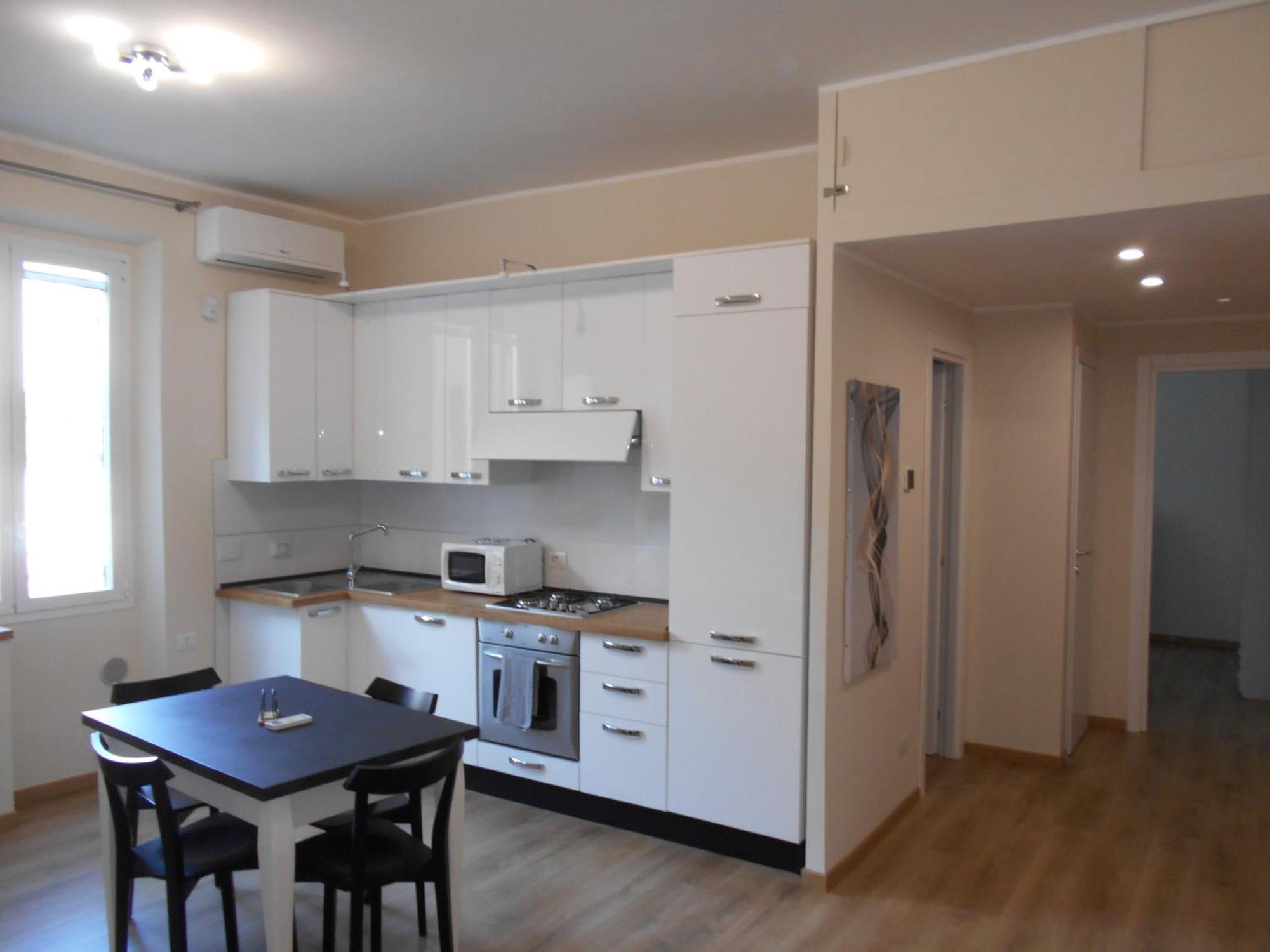 Domus Iarovalvi * Roma
