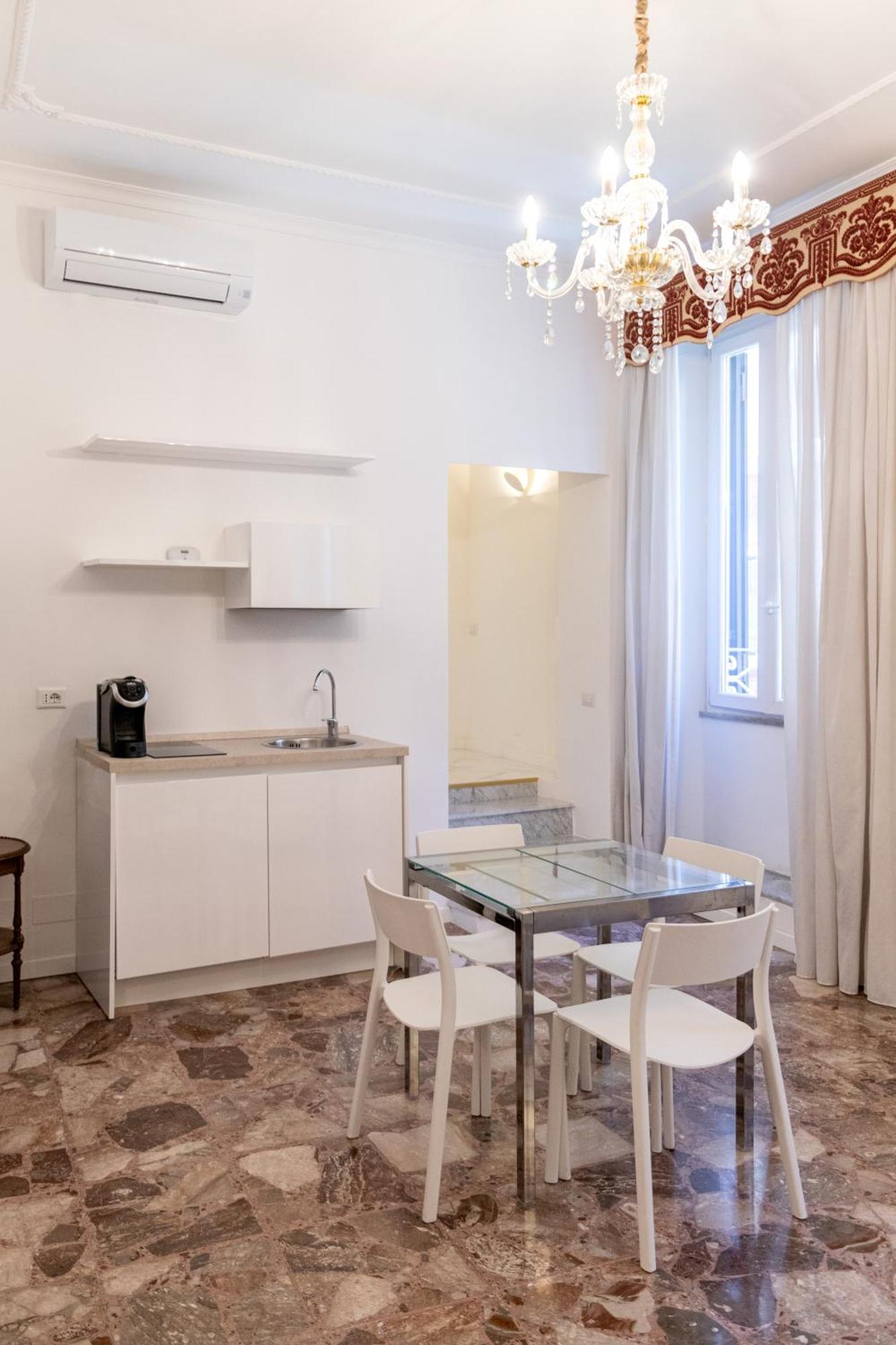Appartamento Dimora Quattro Cantoni - Rione Monti