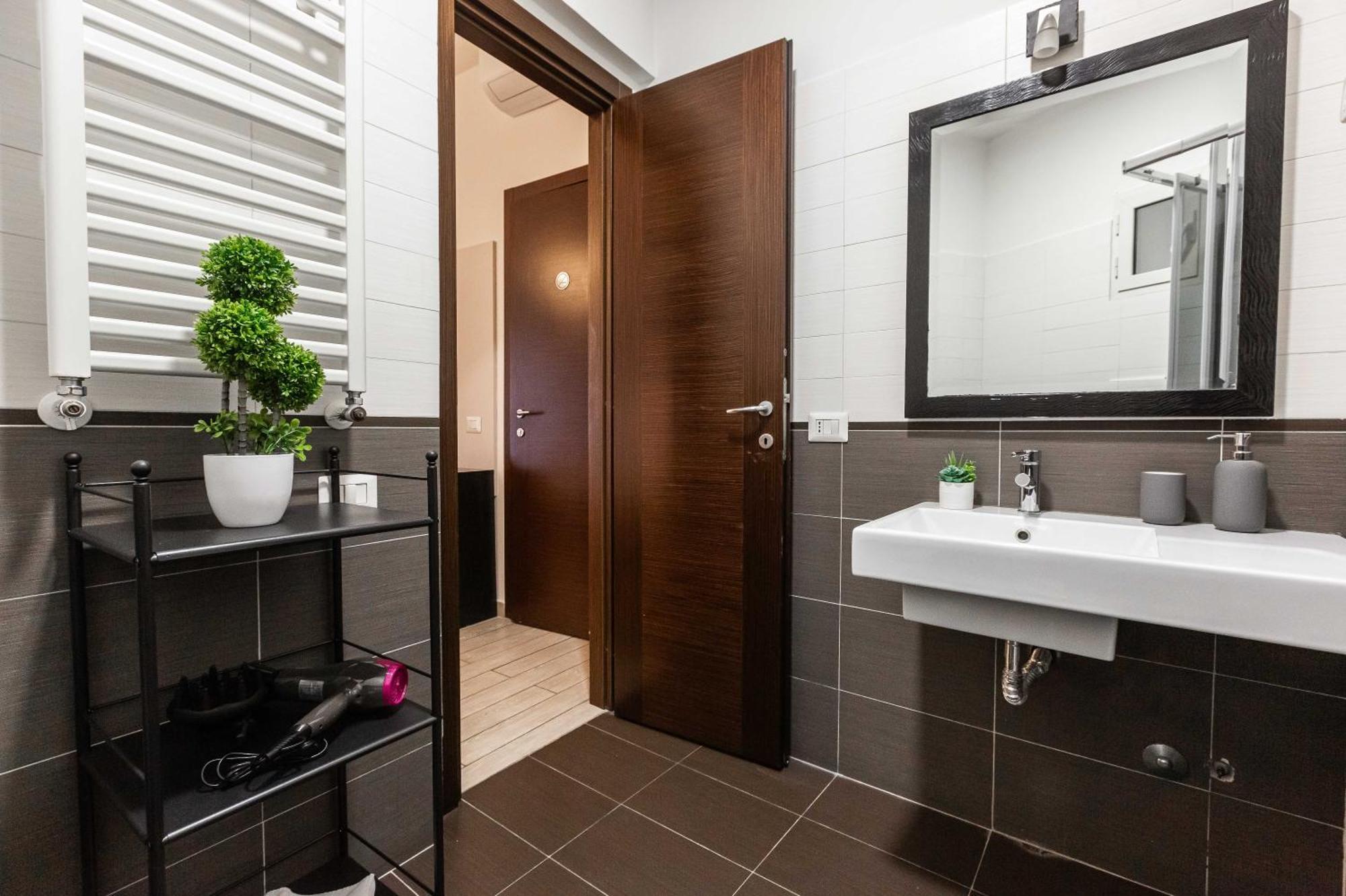 Renovated 2-bdr Flat Statuto - Zen 51 Appartamento Roma
