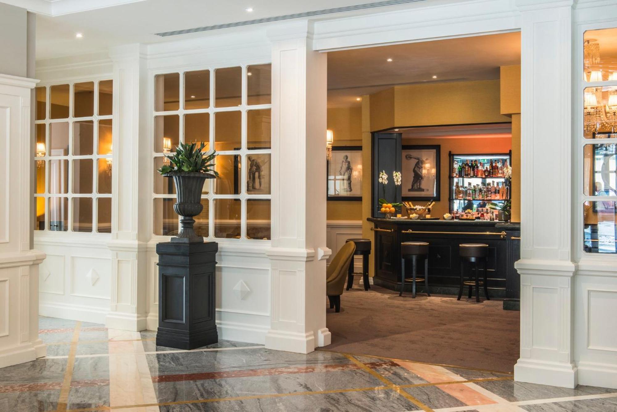 Hotell Starhotels Michelangelo 4*