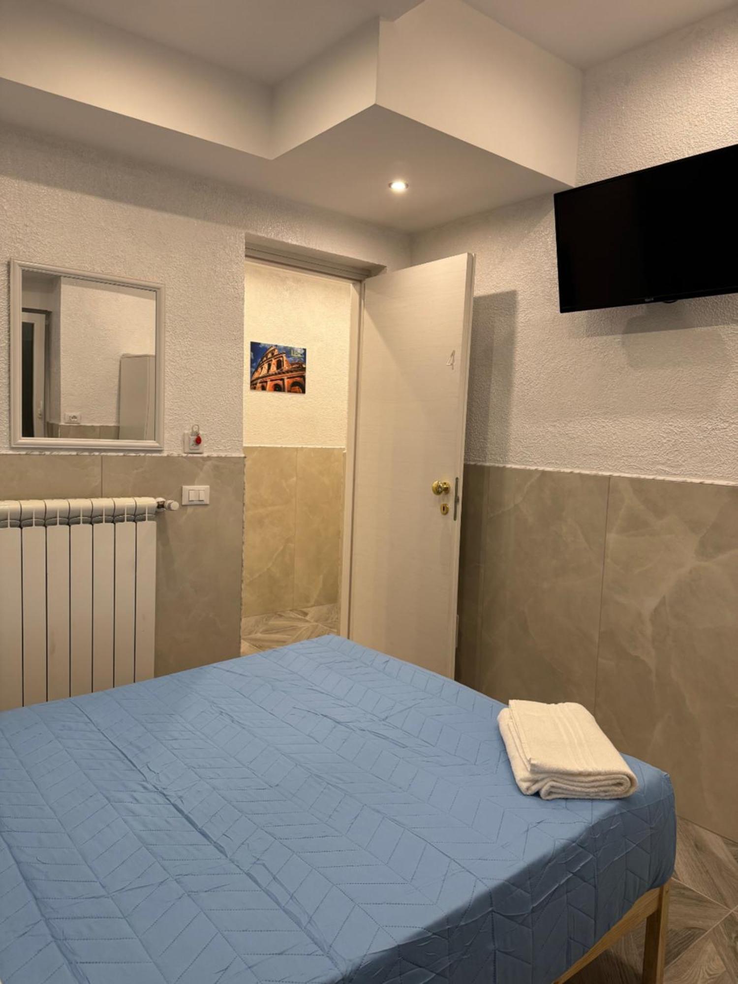 Luxor Eco Casa E Per Vacanze In Centro Piazza Bologna, Colosseo, Piazza Di Spagna, Vaticano, San Pietro, Sapienza, Fontana Di Trevi, Piazza Navona, Trastevere, Tiburtina, Termini, Aeroporto Bed & Breakfast Rome