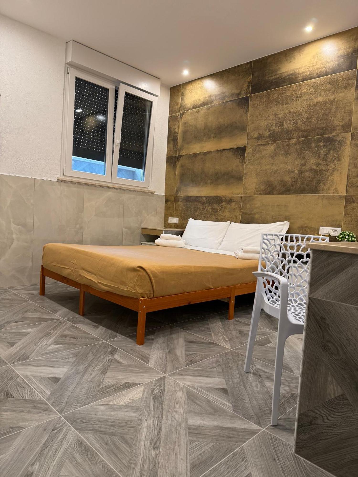 Luxor Eco Casa E Per Vacanze In Centro Piazza Bologna, Colosseo, Piazza Di Spagna, Vaticano, San Pietro, Sapienza, Fontana Di Trevi, Piazza Navona, Trastevere, Tiburtina, Termini, Aeroporto Rome